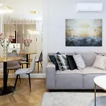 Mennica Deluxe Centre By Renters Prestige Ξενοδοχείο με διαμερίσματα 4*