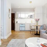 Mennica Deluxe Centre By Renters Prestige Ξενοδοχείο με διαμερίσματα