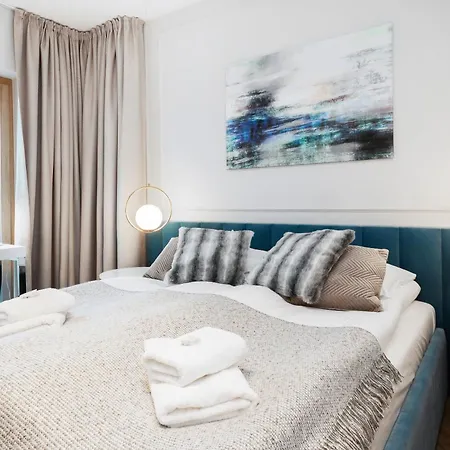 Mennica Deluxe Centre By Renters Prestige 4*