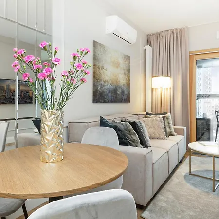 Mennica Deluxe Centre By Renters Prestige Апарт-отель Варшава